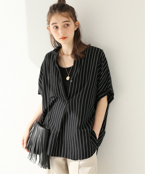 JOURNAL STANDARD（ジャーナルスタンダード）の「レーヨンアサノーカラーブラウス◆2（シャツ/ブラウス・レディース・ブラック/ライトグレー/ホワイト/サックスブルー/カーキ/ブラック系その他・FREE）」の4枚目の写真