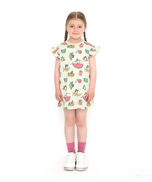Design Tshirts Store graniph（デザイン　ティーシャツ　ストア　グラニフ）の「フルーツパターン(ピングー)｜コラボキッズセーラーカラーワンピース（ワンピース・キッズ・ライトグリーン・90/110/130）」の10枚目の写真