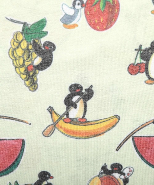 Design Tshirts Store graniph（デザイン　ティーシャツ　ストア　グラニフ）の「フルーツパターン(ピングー)｜コラボキッズセーラーカラーワンピース（ワンピース・キッズ・ライトグリーン・90/110/130）」の6枚目の写真