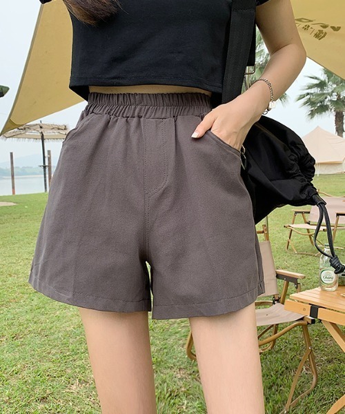 Mayree（メイリー）の「【Mayree】ワイドAラインチノショートパンツ 2021SS（チノパンツ・レディース・ホワイト/ブラック/ブラウン/ピンク/イエロー/ブルー・FREE）」の3枚目の写真