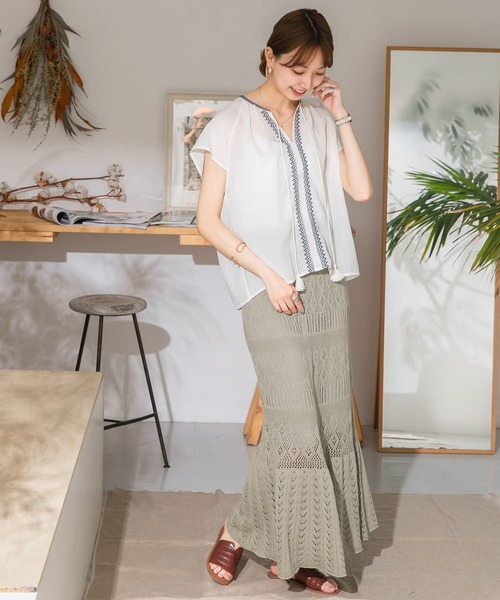 ITEMS URBANRESEARCH(アイテムズ アーバンリサーチ)の「柄編みニットタイトスカート(スカート・レディース・ライトカーキ/グレー系その他/グレー・FREE)」の7枚目の写真