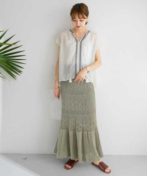 ITEMS URBANRESEARCH(アイテムズ アーバンリサーチ)の「柄編みニットタイトスカート(スカート・レディース・ライトカーキ/グレー系その他/グレー・FREE)」の10枚目の写真