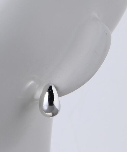 UNITED ARROWS（ユナイテッドアローズ）の「＜UNITED ARROWS＞CRESCENT MOON ピアス（ピアス（両耳用）・レディース・シルバー/ゴールド・FREE）」の3枚目の写真