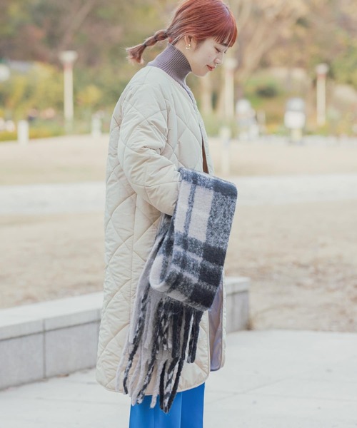 ITEMS URBANRESEARCH(アイテムズ アーバンリサーチ)の「中綿キルティングコート(ダウンジャケット/コート・レディース・チャコールグレー/ライトベージュ/ライトカーキ・X-SMALL/MEDIUM/SMALL)」の15枚目の写真