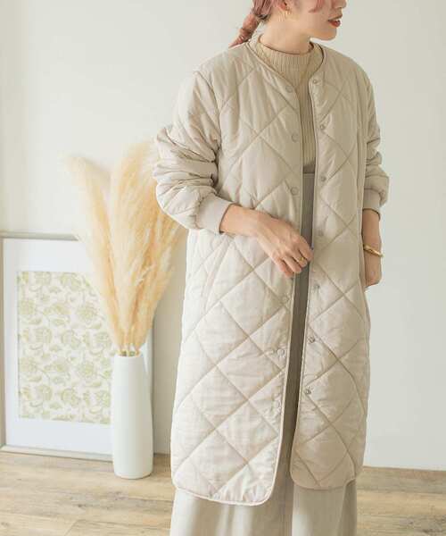 ITEMS URBANRESEARCH(アイテムズ アーバンリサーチ)の「中綿キルティングコート(ダウンジャケット/コート・レディース・チャコールグレー/ライトベージュ/ライトカーキ・X-SMALL/MEDIUM/SMALL)」の6枚目の写真