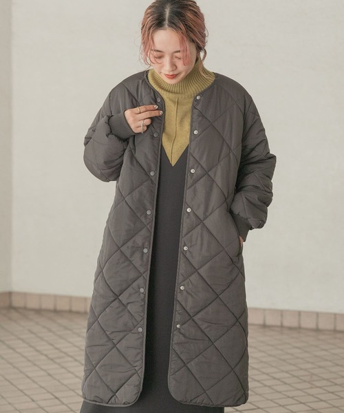 ITEMS URBANRESEARCH(アイテムズ アーバンリサーチ)の「中綿キルティングコート(ダウンジャケット/コート・レディース・チャコールグレー/ライトベージュ/ライトカーキ・X-SMALL/MEDIUM/SMALL)」の21枚目の写真