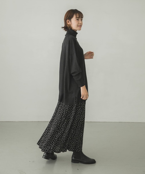 かぐれ（カグレ）の「ウールシルクワイドタートルニット（ニット