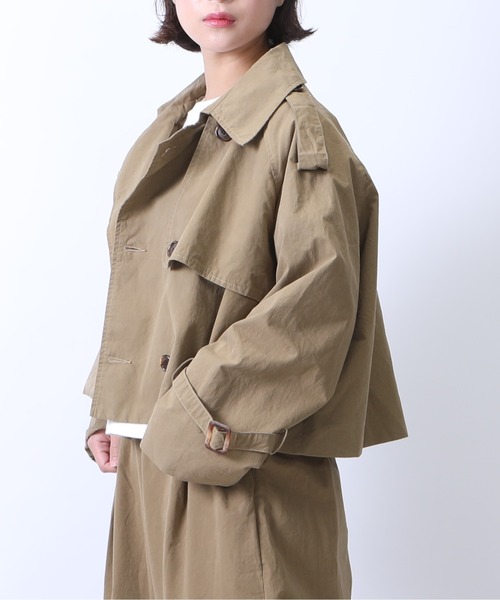 PREFERIR（プレフェリール）の「【ZOZOTOWN限定】ショート丈 トレンチ ジャケット（ワッシャー加工生地）（トレンチコート・レディース・ブラック/グリーン/モカ/ベージュ・MEDIUM/LARGE）」の3枚目の写真