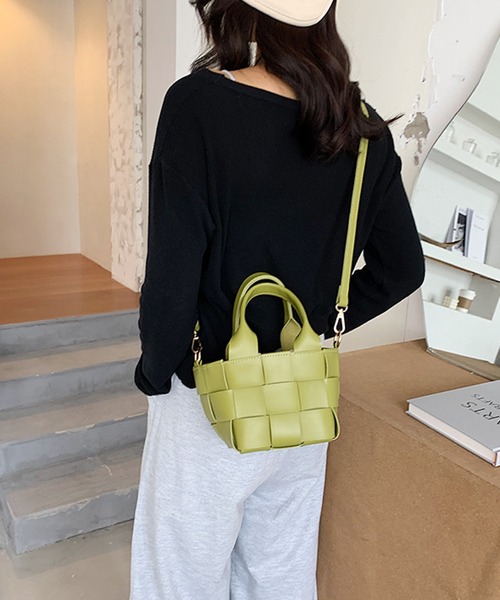 LIPSERVICE（リップサービス）の「編み込み2WAYミニバッグ【ZOZOTOWN限定】（ショルダーバッグ・レディース・ホワイト/グリーン/キャメル/ブラック・FREE）」の12枚目の写真