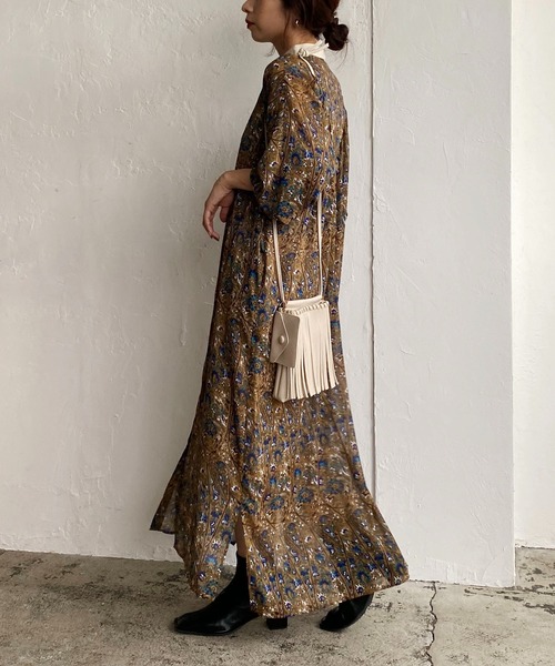 CAPRICIEUX LE'MAGE（カプリシューレマージュ）の「レトロフラワーヨークギャザーワンピース（ワンピース・レディース・ブラック/ベージュ・FREE）」の9枚目の写真