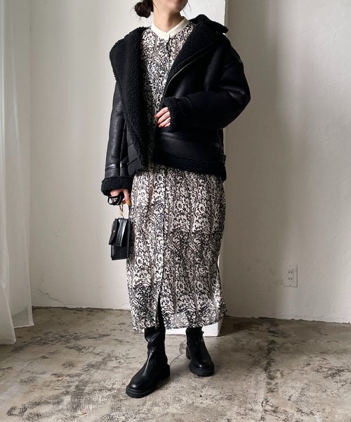 CAPRICIEUX LE'MAGE（カプリシューレマージュ）の「レトロフラワーヨークギャザーワンピース（ワンピース・レディース・ブラック/ベージュ・FREE）」の15枚目の写真