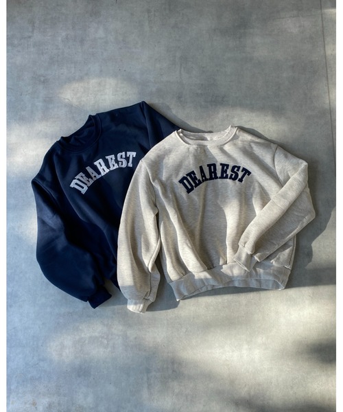 She's Closet(シーズクローゼット)の「裏起毛ビッグシルエット刺繍ロゴショート丈長袖プルオーバースウェット(スウェット・レディース・ネイビー/オートミール・FREE)」の3枚目の写真