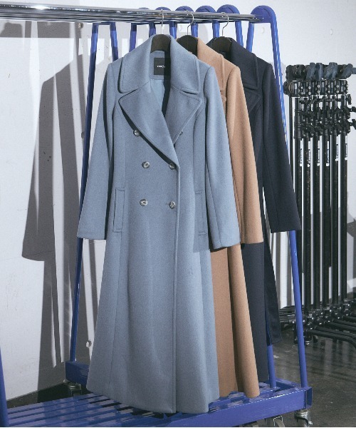 DRWCYS(ドロシーズ)の「ビッグカラーロングコート(チェスターコート・レディース・ネイビー/サックスブルー/キャメル・FREE)」の8枚目の写真