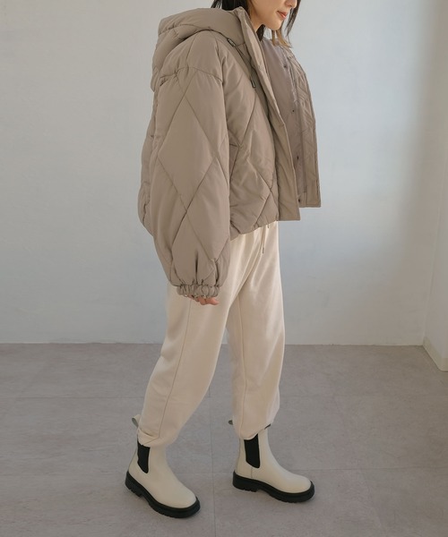 ＡＮＤＪ（アンドジェイ）の「ダイヤ柄中綿ショートダウンジャケット（ダウンジャケット/コート・レディース・ミント/アイボリー/グレイッシュベージュ/ブラック・M）」の8枚目の写真