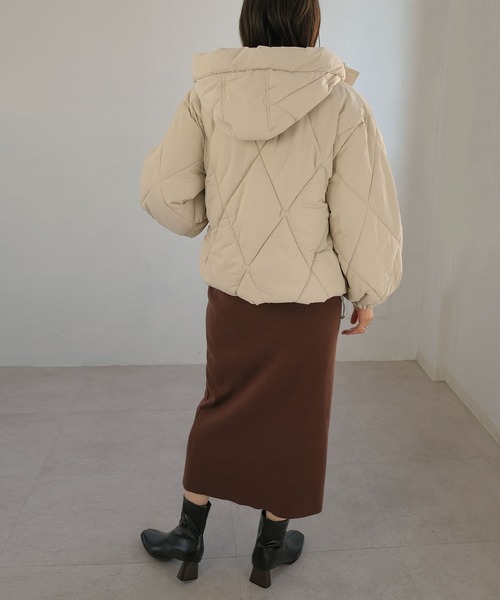 ＡＮＤＪ（アンドジェイ）の「ダイヤ柄中綿ショートダウンジャケット（ダウンジャケット/コート・レディース・ミント/アイボリー/グレイッシュベージュ/ブラック・M）」の18枚目の写真