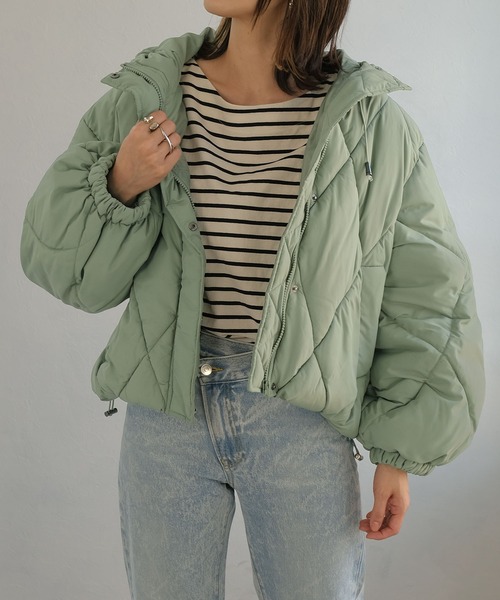 ＡＮＤＪ（アンドジェイ）の「ダイヤ柄中綿ショートダウンジャケット（ダウンジャケット/コート・レディース・ミント/アイボリー/グレイッシュベージュ/ブラック・M）」の5枚目の写真