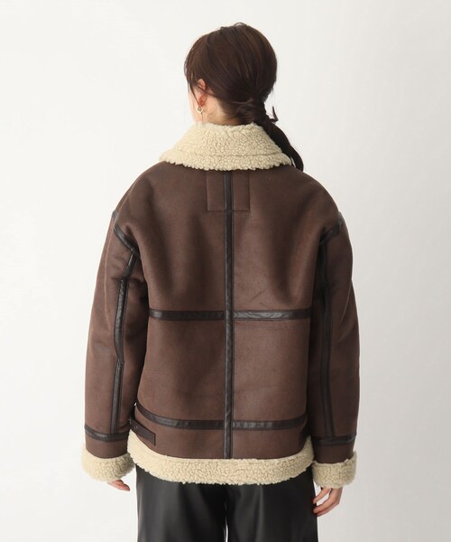 AG by aquagirl（エージーバイアクアガール）の「◆ALPHA フェイクムートンライダースジャケット（ライダースジャケット・レディース・オフホワイト/ブラウン系・38）」の3枚目の写真