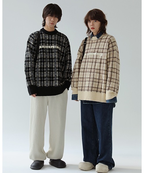 MASONPRINCE(メイソンプリンス)の「【MASONPRINCE】Oversized retro check embroidery logo knit pullover MY3045(ニット/セーター・メンズ・パープル/ブラック/ブラウン/グリーン/ベージュ・L/M/S)」の12枚目の写真