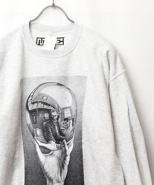 GILDAN(ギルダン)の「【GILDAN】M.C.ESCHER CREW SWEAT【W】【it】【UT13】(スウェット・メンズ・ブラック/グレー・LARGE/MEDIUM)」の1枚目の写真