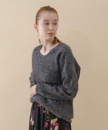 Dignite collier 後ろ切替ニット