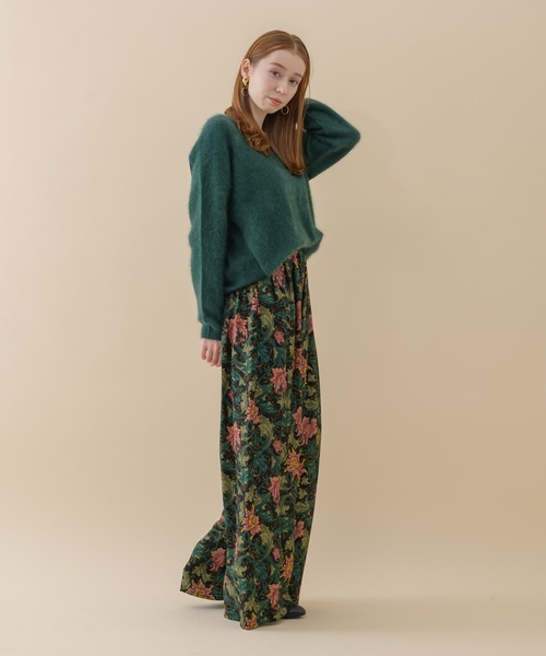 Dignite collier(ディニテコリエ)の「Dignite collier 後ろ切替ニット(ニット/セーター・レディース・グレー/グリーン/キャメル・FREE)」の6枚目の写真