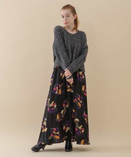 Dignite collier(ディニテコリエ)の「Dignite collier 後ろ切替ニット(ニット/セーター・レディース・グレー/グリーン/キャメル・FREE)」の5枚目の写真