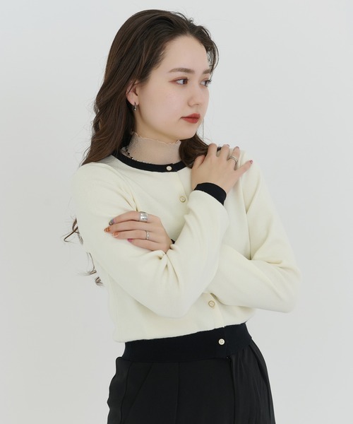 TINA：JOJUN（ティーナジョジュン）の「バイカラー ニットカーディガン TINA：JOJUN（カーディガン/ボレロ・レディース・ホワイト/ネイビー・M）」の4枚目の写真