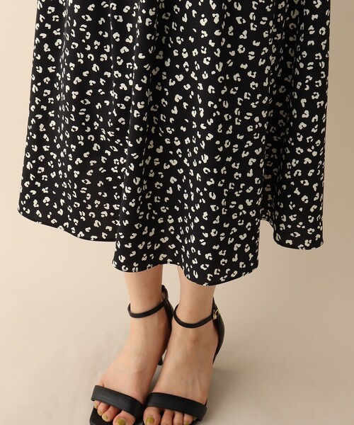 OPAQUE.CLIP（オペークドットクリップ）の「◆ニュアンスパターンワンピース（ワンピース・レディース・ホワイト系3/ブラック系・38）」の9枚目の写真