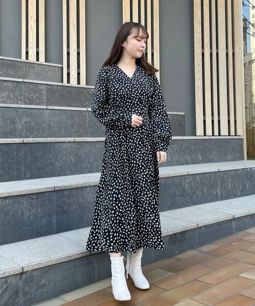 OPAQUE.CLIP（オペークドットクリップ）の「◆ニュアンスパターンワンピース（ワンピース・レディース・ホワイト系3/ブラック系・38）」の8枚目の写真