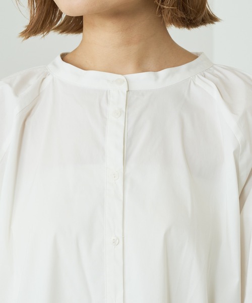 Lui's（ルイス）の「スリーブスリットボタンデザインシャツ（シャツ/ブラウス・レディース・ホワイト・FREE）」の9枚目の写真