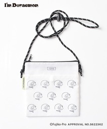 Flowering（フラワーリング）の「I’M DORAEMON/サコッシュ（ショルダーバッグ）」