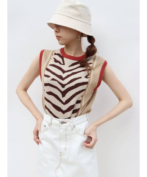 EVRIS（エヴリス）の「パターンミックスジャガードニットベスト（ニット/セーター・レディース・オレンジ/ブルー・FREE）」の22枚目の写真