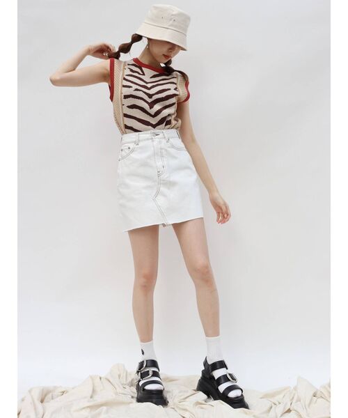 EVRIS（エヴリス）の「パターンミックスジャガードニットベスト（ニット/セーター・レディース・オレンジ/ブルー・FREE）」の8枚目の写真