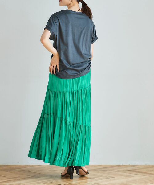 le.coeur blanc（ルクールブラン）の「プリーツティアードロングスカート（スカート・レディース・グリーン/ブラック/アイボリー・38）」の17枚目の写真