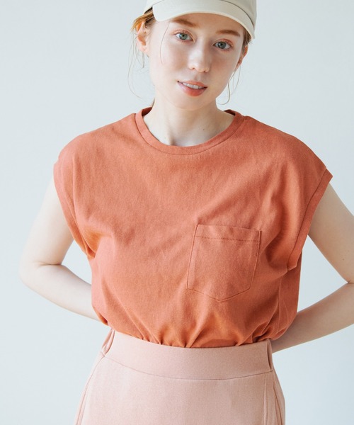 Crisp（クリスプ）の「フレンチポケットTシャツ（Tシャツ/カットソー・レディース・ブラウン/オレンジ/グリーン/アイボリー・FREE）」の17枚目の写真