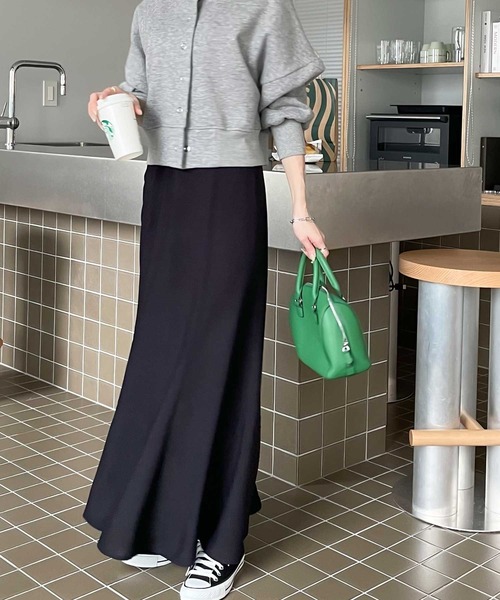 classicalelf（クラシカルエルフ）の「てろんな華奢感。マルチドット&無地パネルセミフレアスカート（スカート・レディース・ブラック/ブラック系その他・MEDIUM/X-LARGE）」の19枚目の写真