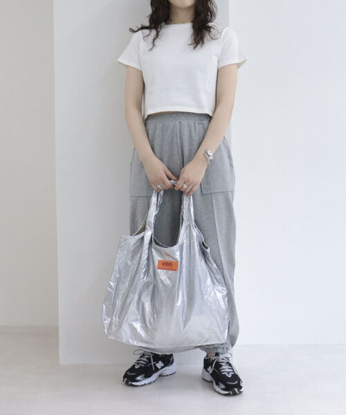 UNIVERSAL OVERALL（ユニバーサルオーバーオール）の「【UNIVERSAL OVERALL/ユニバーサルオーバーオール】ポケッタブル メタルトートバッグ（トートバッグ・レディース・ブラック/シルバー/ゴールド・FREE）」の12枚目の写真