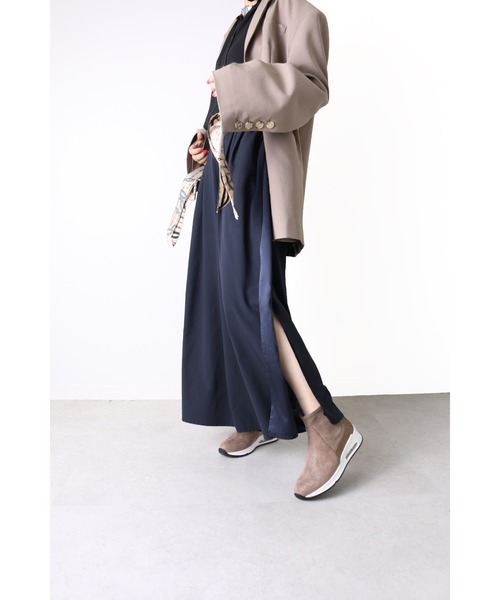 coca(ANDEX shoes product)(コカ)の「【新色追加】coca / マイクロフリース ビジューショートブーツ 421018(ブーツ・レディース・ブラウン・22.5cm/23cm/23.5cm/24cm/24.5cm)」の2枚目の写真