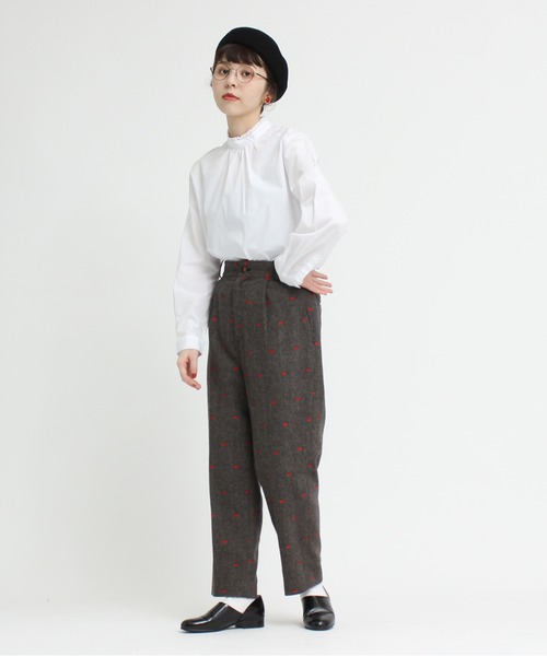 CHILD WOMAN(チャイルドウーマン)の「無地/ストライプ スタンドカラーシャツ(シャツ/ブラウス・レディース・ホワイト/ネイビー/ブラック・FREE)」の6枚目の写真