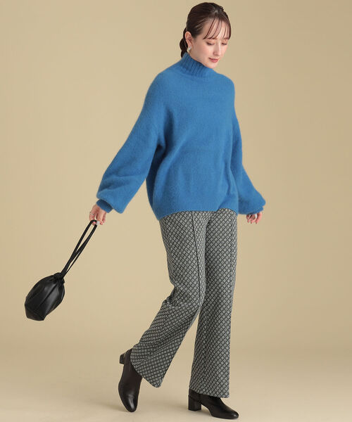 Ray BEAMS（レイビームス）の「Ray BEAMS / カット ジャカード フレア パンツ（その他パンツ・レディース・ベージュ/グリーン・0/1）」の15枚目の写真