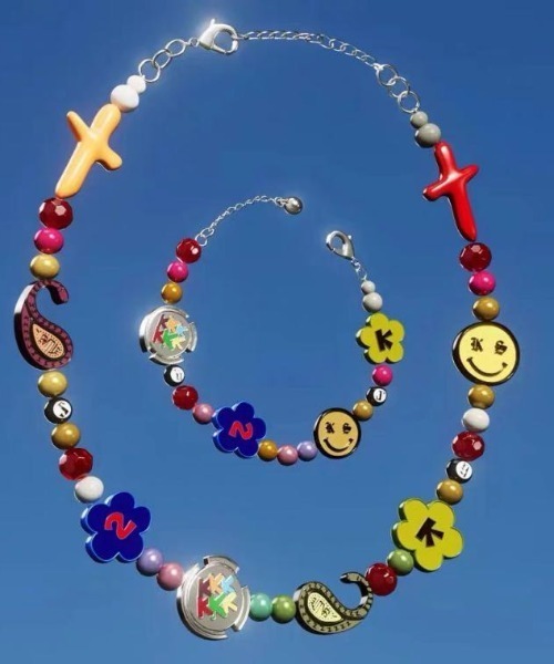 SAD REBORN DOLLS(サッドリボーンドルズ)の「SAD REBORN DOLLS×KKKKKK Smily Flower Bracelet(ブレスレット・メンズ・その他・F)」の2枚目の写真