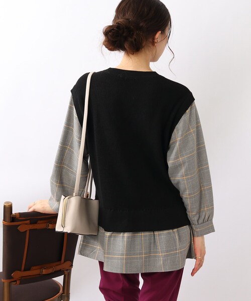 DRESKIP（ドレスキップ）の「◆1枚で旬コーデ！ニットベストドッキング トップス（Tシャツ/カットソー・レディース・ブラック/ライトベージュ/ブルー・02/03/04）」の13枚目の写真