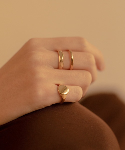 novice(ノーヴィス)の「【novice】Double & Stamp Rings 2 set(リング・レディース・ゴールド/シルバー・FREE)」の2枚目の写真