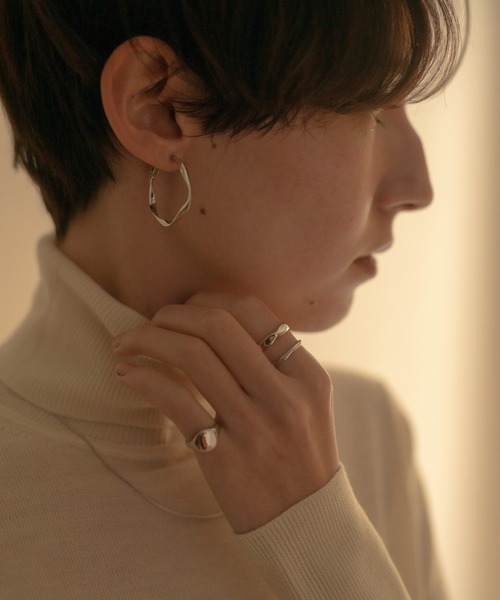novice(ノーヴィス)の「【novice】Double & Stamp Rings 2 set(リング・レディース・ゴールド/シルバー・FREE)」の7枚目の写真