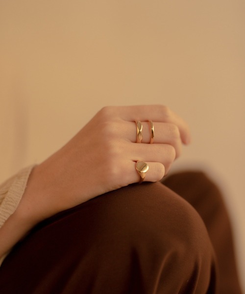 novice(ノーヴィス)の「【novice】Double & Stamp Rings 2 set(リング・レディース・ゴールド/シルバー・FREE)」の5枚目の写真