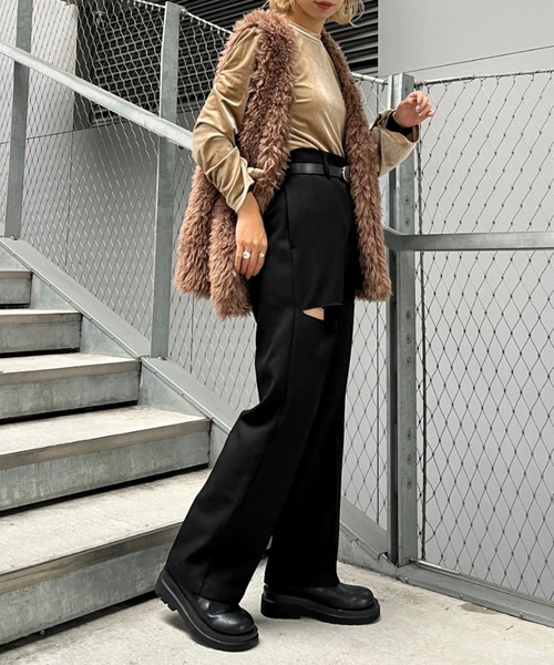 CIAOPANIC（チャオパニック）の「美脚カットアウトスラックスパンツ（スラックス・レディース・アイボリー/ブラック/ブラウン・SMALL/MEDIUM）」の15枚目の写真