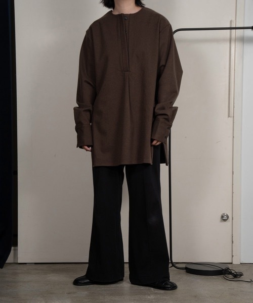 lawgy（ラウジー）の「soft touch stripe tops（シャツ/ブラウス・レディース・ブラウン/ベージュ・FREE）」の7枚目の写真