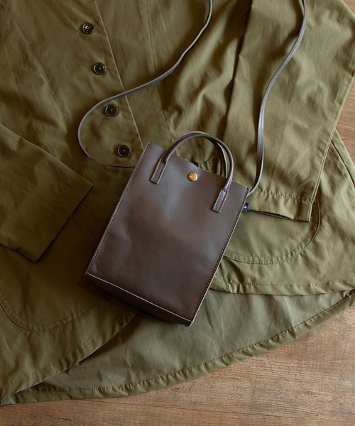  MAKE UP（メイクアップ）の「MAKE UP 山羊革 レザー ミニショルダー（ショルダーバッグ・レディース・グレー/ブラック/ベージュ・FREE）」の3枚目の写真