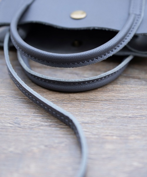  MAKE UP（メイクアップ）の「MAKE UP 山羊革 レザー ミニショルダー（ショルダーバッグ・レディース・グレー/ブラック/ベージュ・FREE）」の9枚目の写真