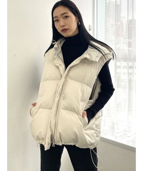 EMODA(エモダ)の「ハイネッククロップニット(ニット/セーター・レディース・ホワイト/ブラック/ピンク/ベージュ/ブルー・FREE)」の15枚目の写真